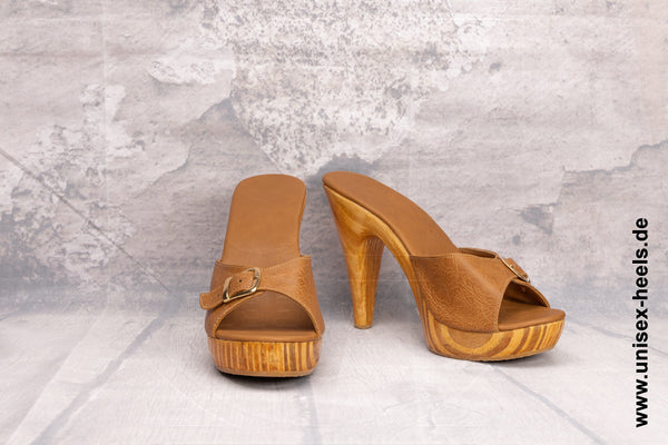 1010 - High quality handmade high heels with real wooden sole, genuine leather and adjustable buckle.