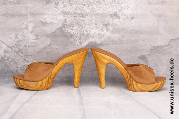 1010 - Hochwertige handgefertigte High-Heels mit echter Holzsohle, echtem Leder und verstellbarer Schnalle
